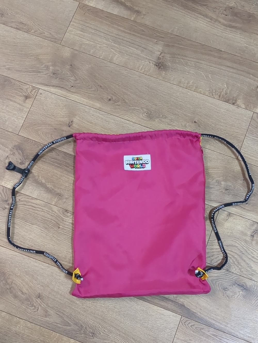 UNIVERSAL STUDIOS SUPER NINTENDO WORLD PRINCESS PEACH DRAWSTRING BACKPACK - Picture 2 of 9